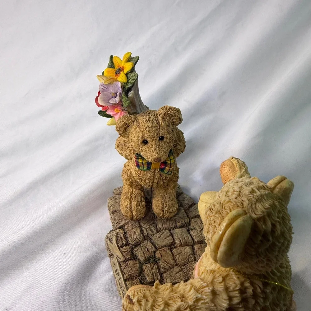 BeauBears A Special Day Teddy Bear Figurine Mothers Day Gift Flowers Resin Decor